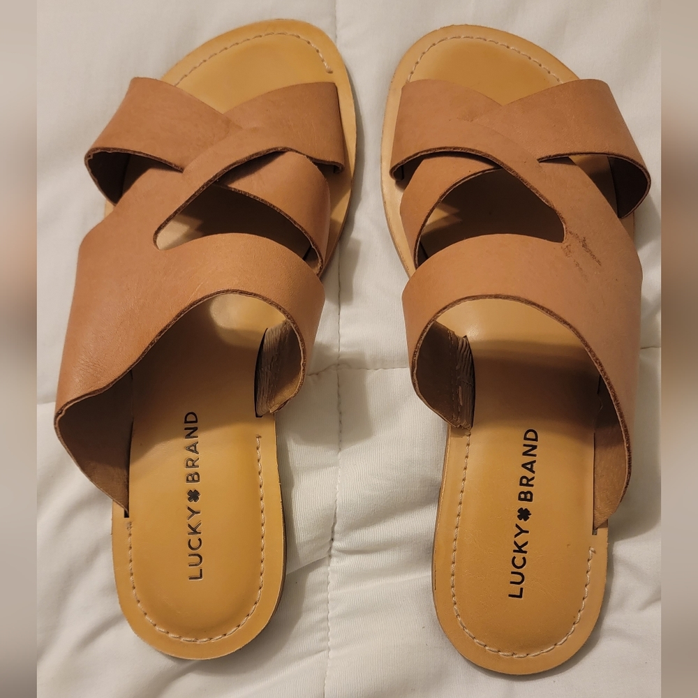 Lucky Brand Tan Sandals size 9.5